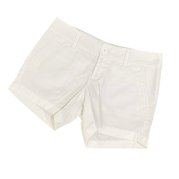Lilly Pultizer Callahan white 100% cotton short front pockets size 2 - Picture 4 of 9